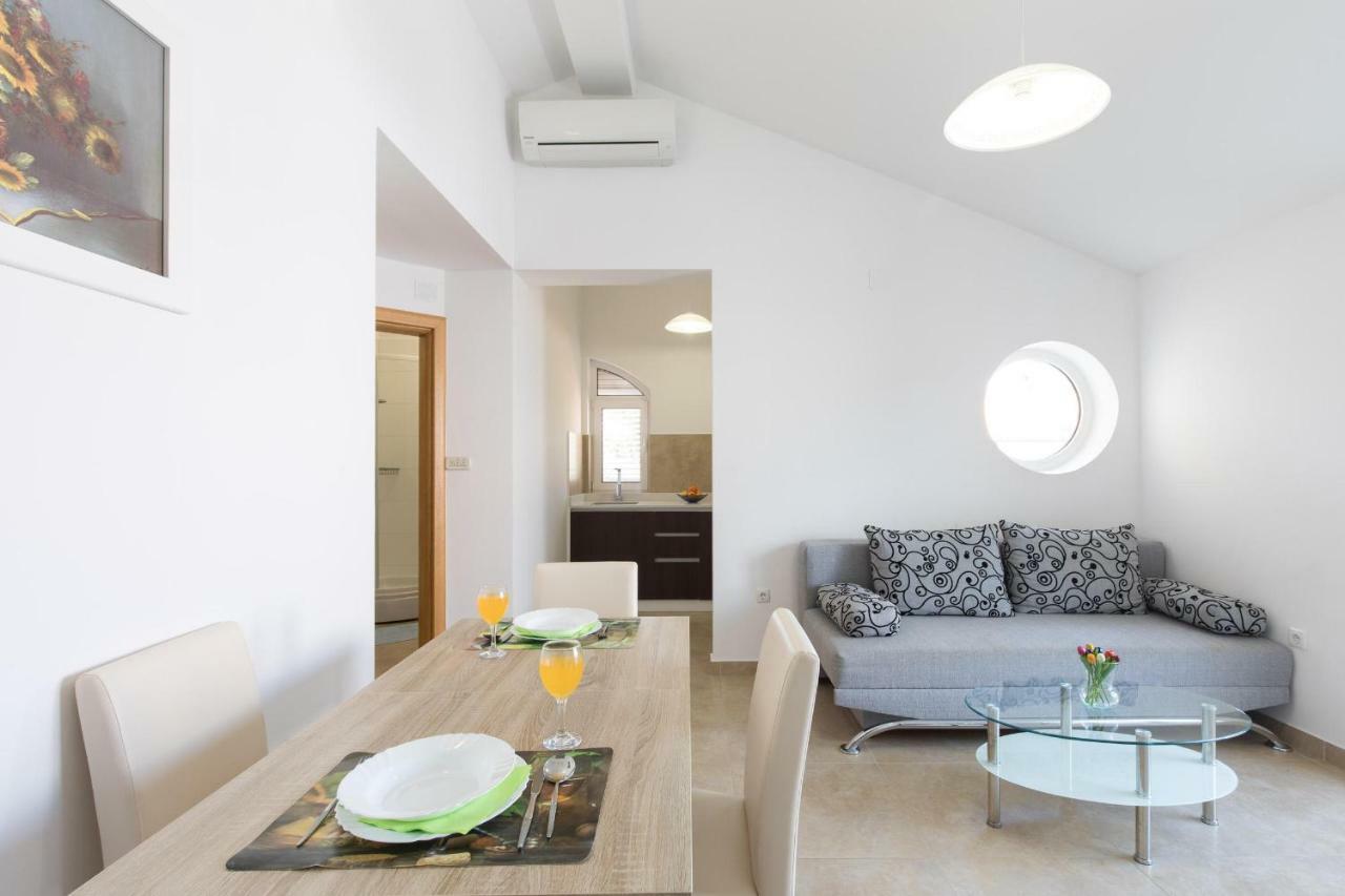 Apartments Nino 马林斯卡 外观 照片